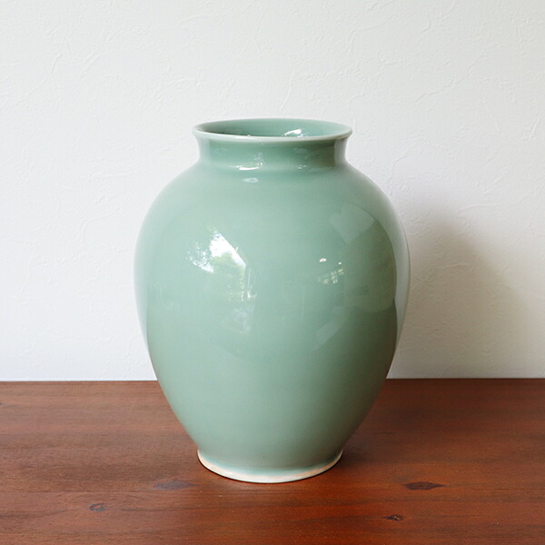 楽天市場】【送料無料】伊万里焼 福型花瓶 牡丹梅（化粧箱付