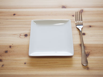 美品　大皿　白　スクエア（四角）2枚セット　約24.5cm 楽天市場】【白長角皿 36cm×24.5cm】アウトレット品 (大皿 四角