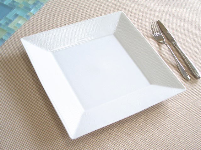お皿 食器 おしゃれ ラッフル27cmスクエアプレート