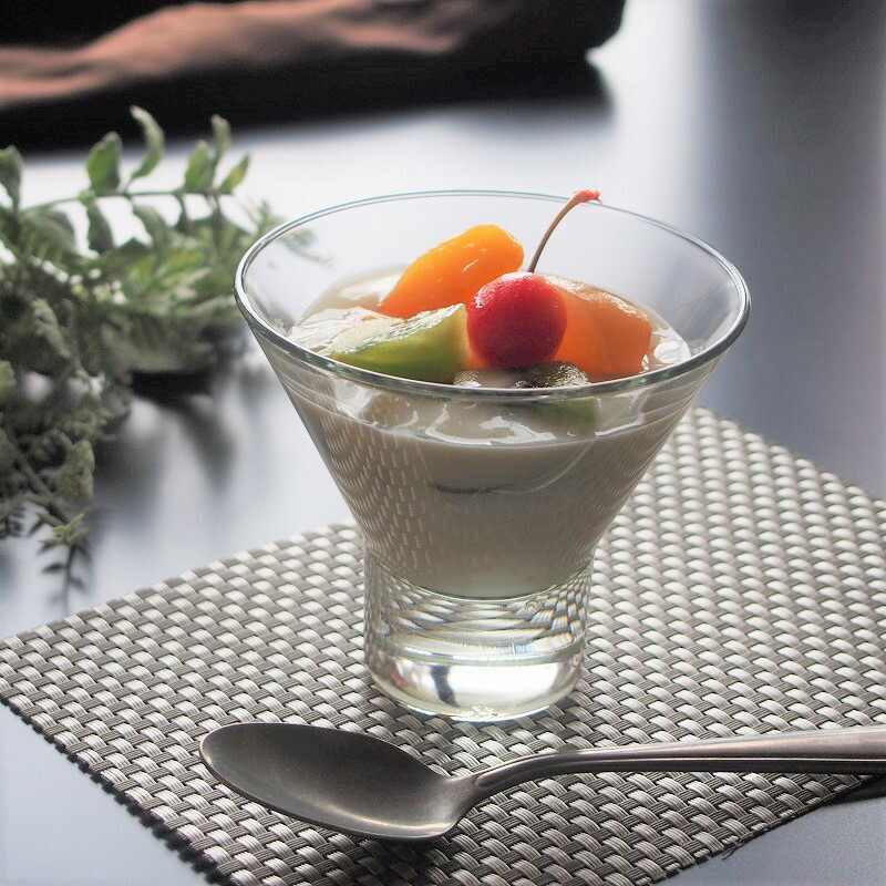 楽天市場】ルーブル スクエア プレート 24cm ガラス グリーン 前菜