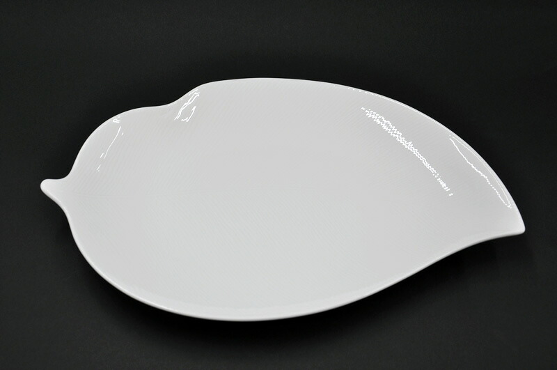 [NIKKO(ニッコー)] IMPRESSIONS(インプレッションズ) 38cmリーフプレート FINE BONE CHINA (ファインボーンチャイナ) NIKKO SINCE1908 [箱なし商品]