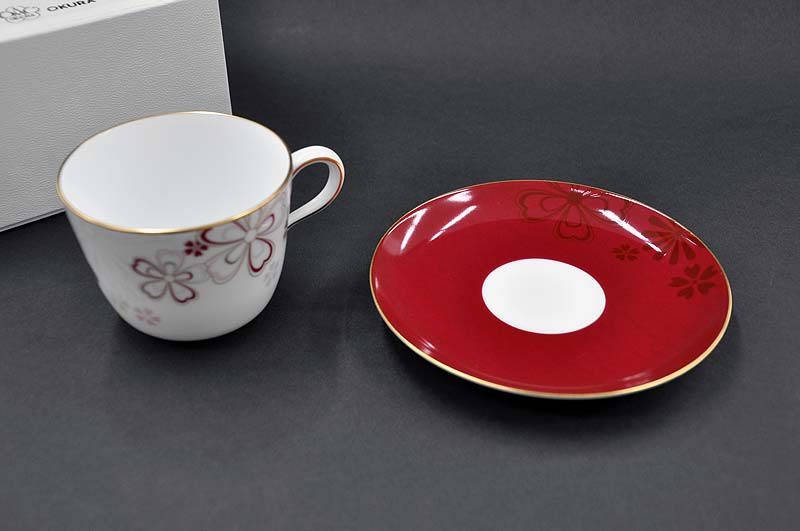 楽天市場 大倉陶園 花あられ レッド モーニングカップ ソーサー 1客 碗皿 285cc わたしの器
