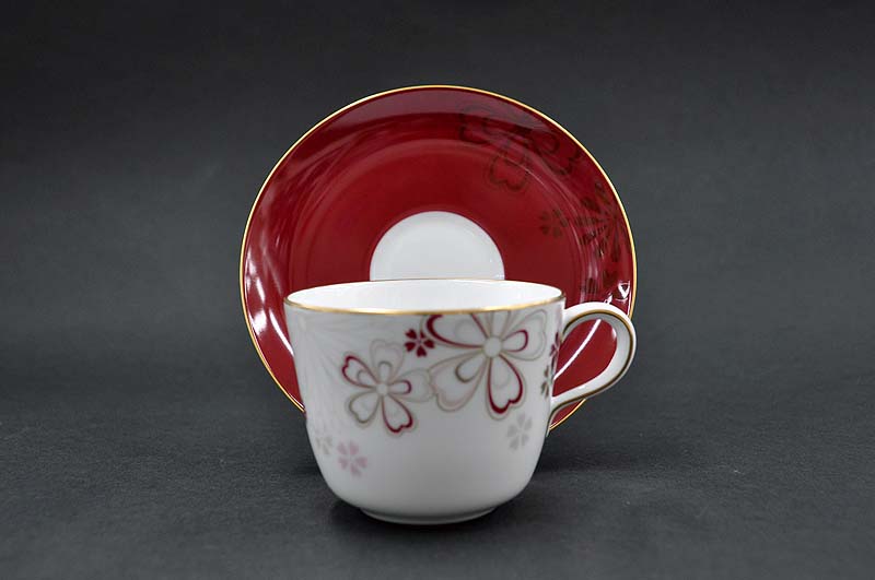 楽天市場 大倉陶園 花あられ レッド モーニングカップ ソーサー 1客 碗皿 285cc わたしの器