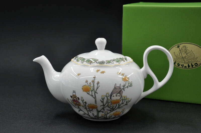 となりのトトロ ティーポット(小)(ヨモギ)[茶こし付] [BONE CHINA(ボーンチャイナ)]