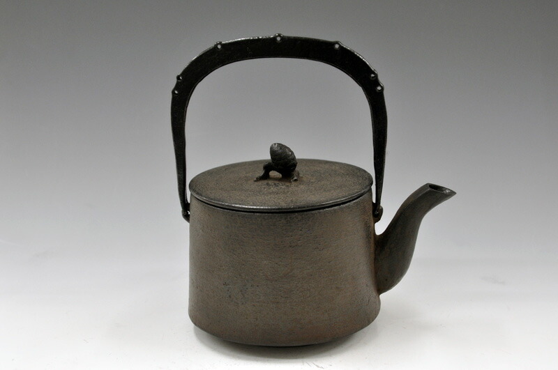 鉄瓶③　南部鉄器　南部筋目　霞 楽天市場】【送料無料】 南部鉄瓶【別製 中玉スイカ】3.0