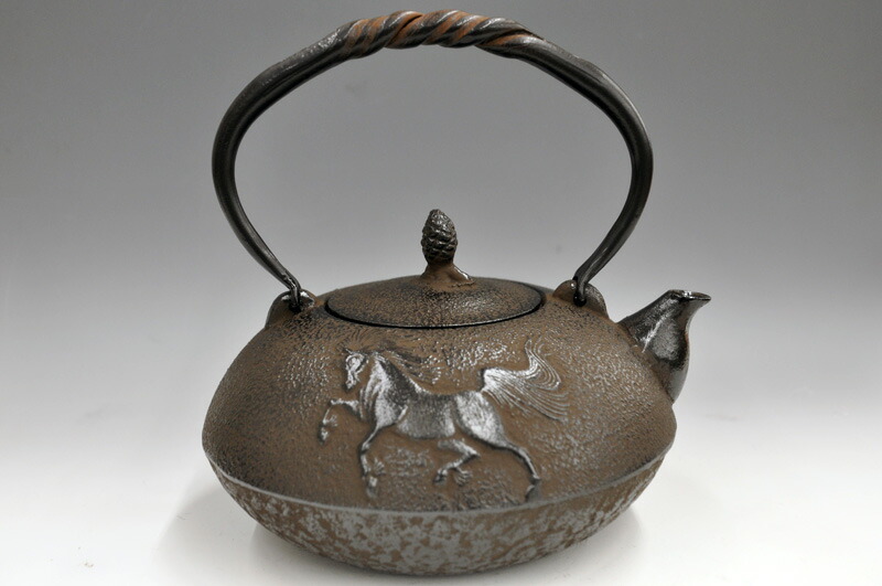 楽天市場】【送料無料】南部鉄瓶【別製 平丸型 桜】1.3リットル[南部