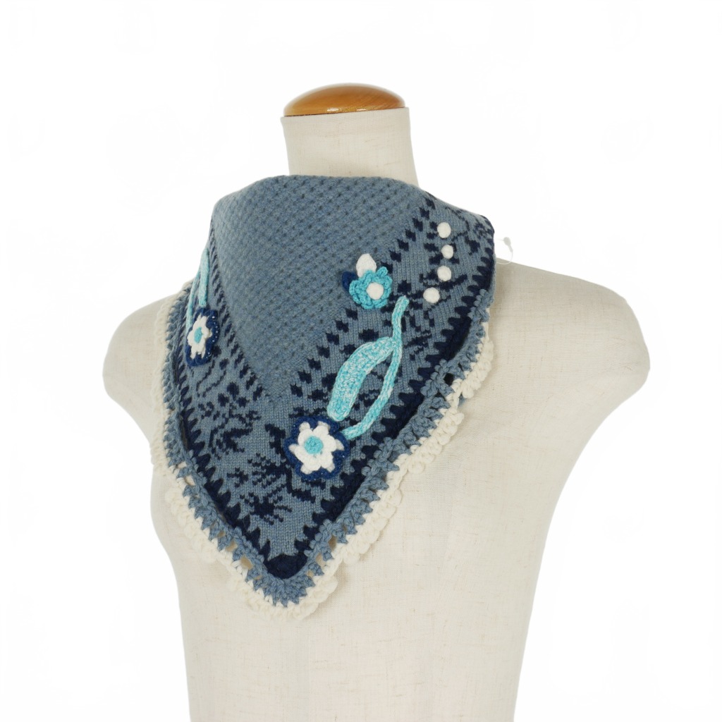 Mame Kurogouchi スカーフ マメ クロゴウチ」が限定カラーのスカーフをドーバー ギンザで