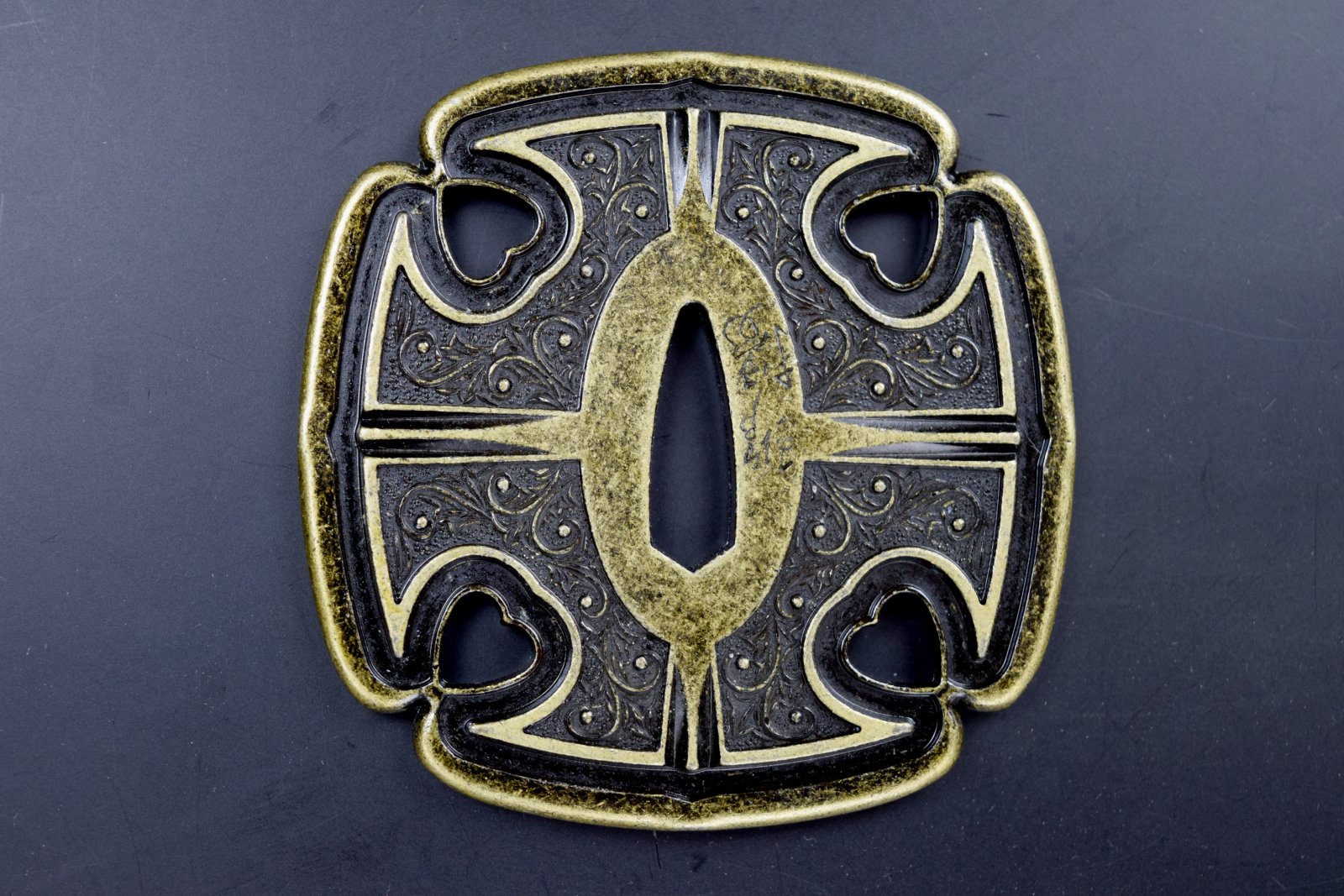 鍔　4点セット 楽天市場】V.ROAD 鍔 四角透かし・黒 TU-16 メール便にてお届け