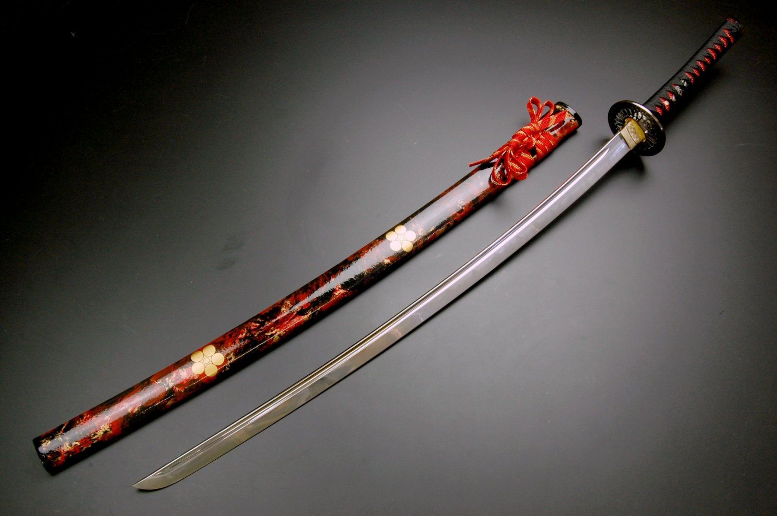 V.ROAD　模造刀<BR>　前田慶次郎拵え大刀　大輪鍔(傾奇鞘)<BR><BR>　　　コンビニ受取不可