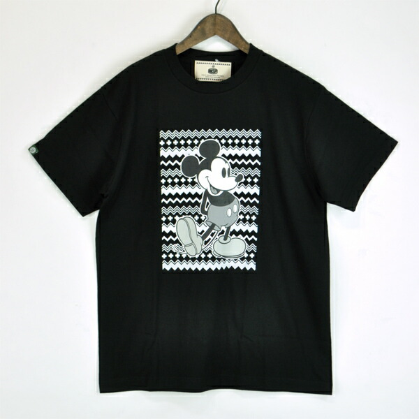 mickey print t shirt