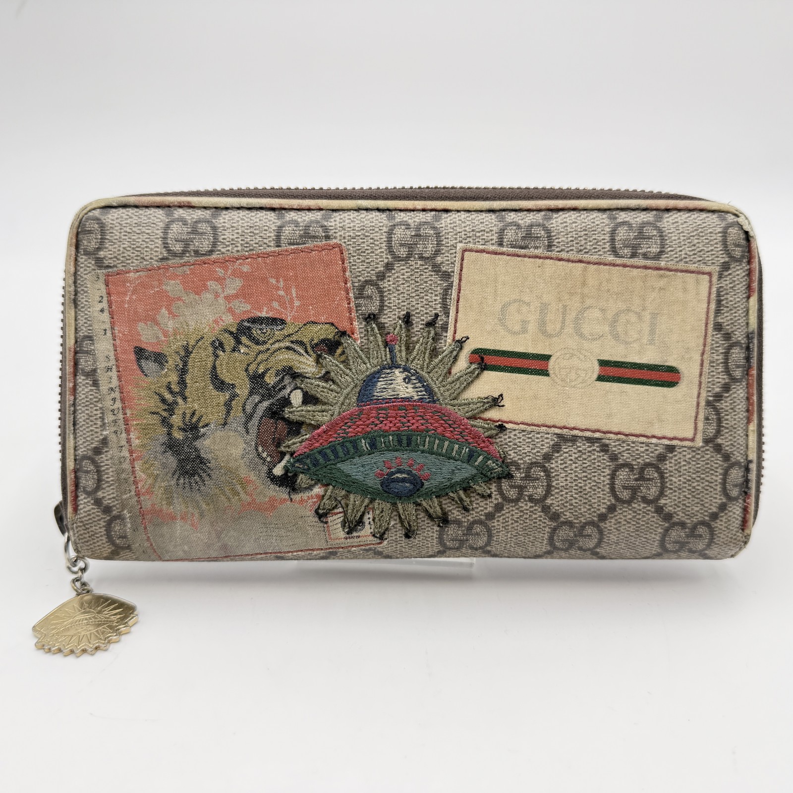 GUCCI グッチ ミスティックキャット 二つ折り財布 GGスプリーム 猫
