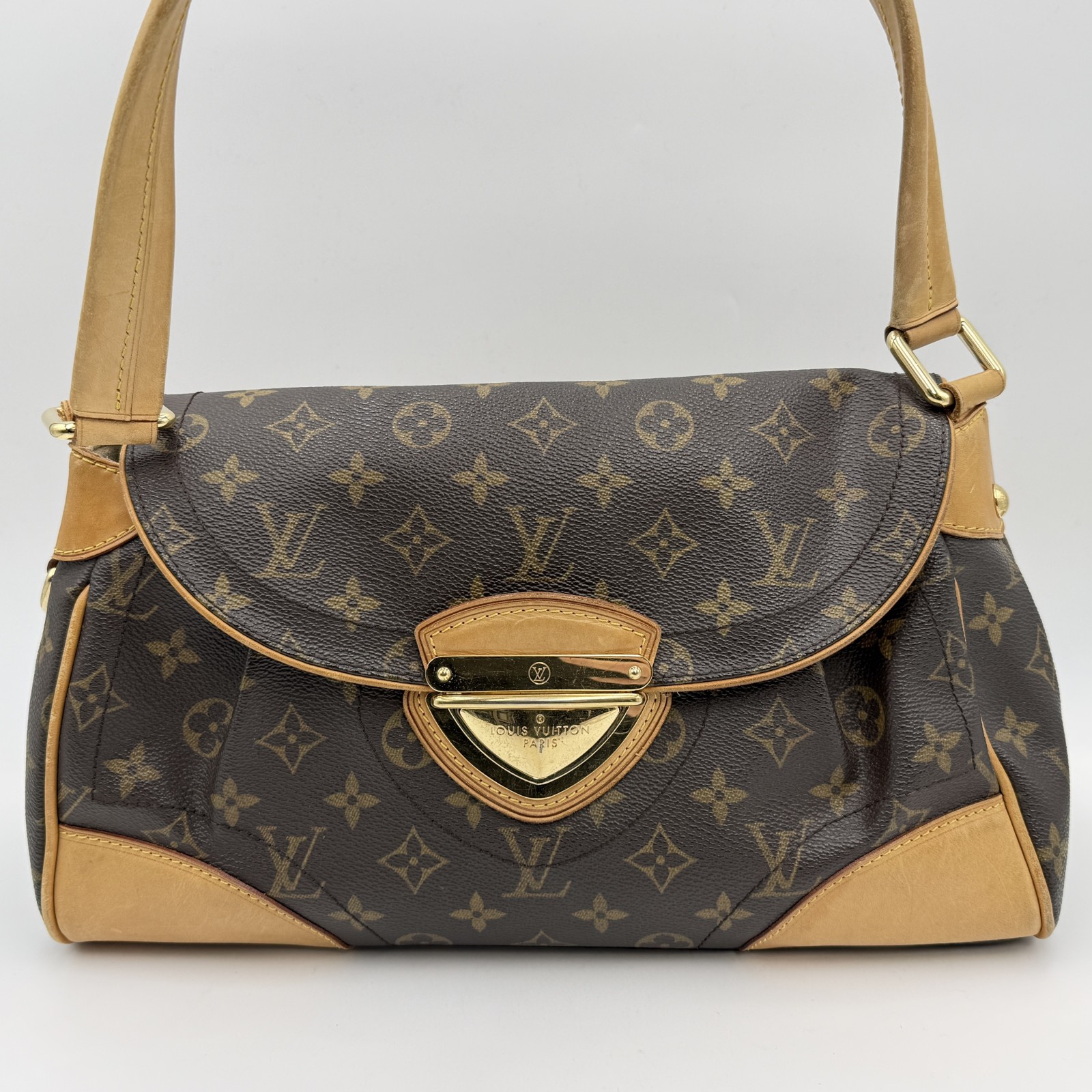 LOUIS VUITTON（ルイ・ヴィトン）ビバリーMM モノグラム ショルダーバッグ ワンショルダー ブラウン PVC レザー ゴールドトーン金具 M40121 68,640円