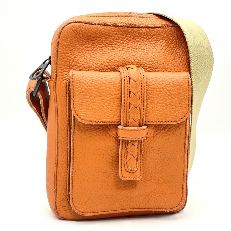 BOTTEGA VENETA（ボッテガヴェネタ）イントレチャート ショルダーバッグ オレンジ レザー ミニバッグ クロスボディ 145157 V3491 7576【中古】｜VALORA Vintage Tokyo 店