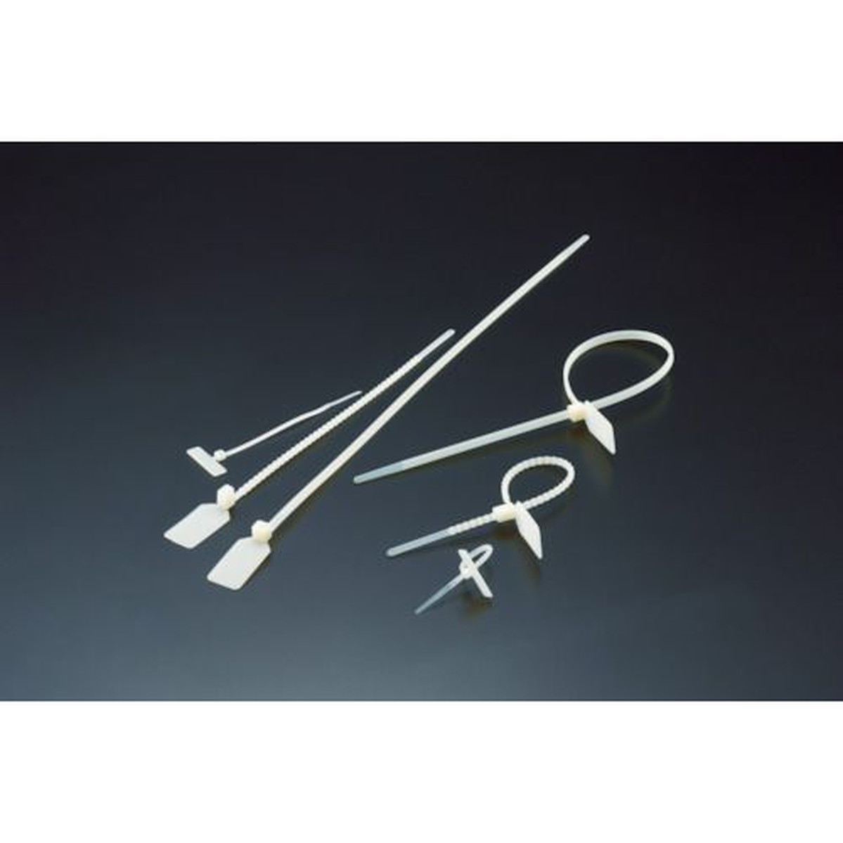 【期間限定!対象商品P2～20倍】 ＴＲＵＳＣＯ セキュリティータイ 幅３．５ｍｍＸ２４８．５ｍｍ最大結束φ５０ 1袋 (TSCT250)