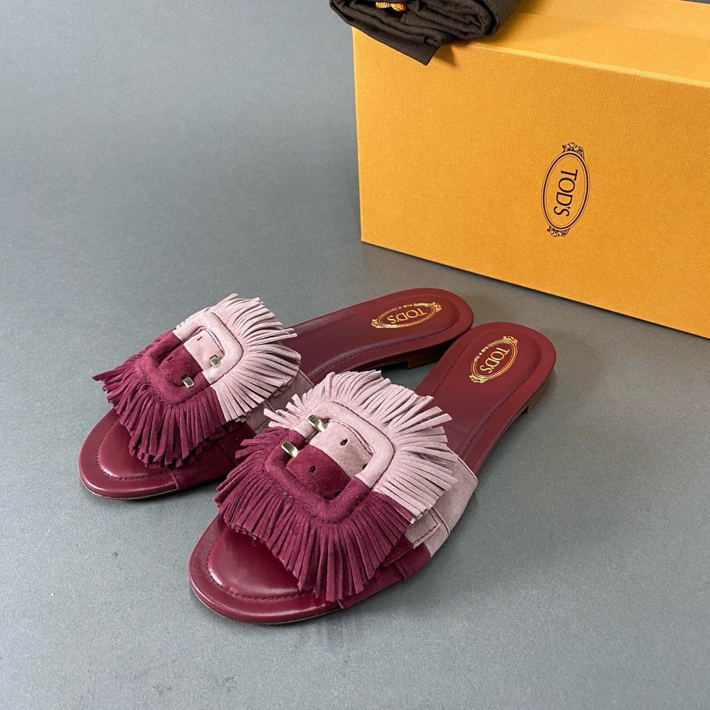 希少新品未使用♬UGG W DIANE WISP ファーサンダル ピンク