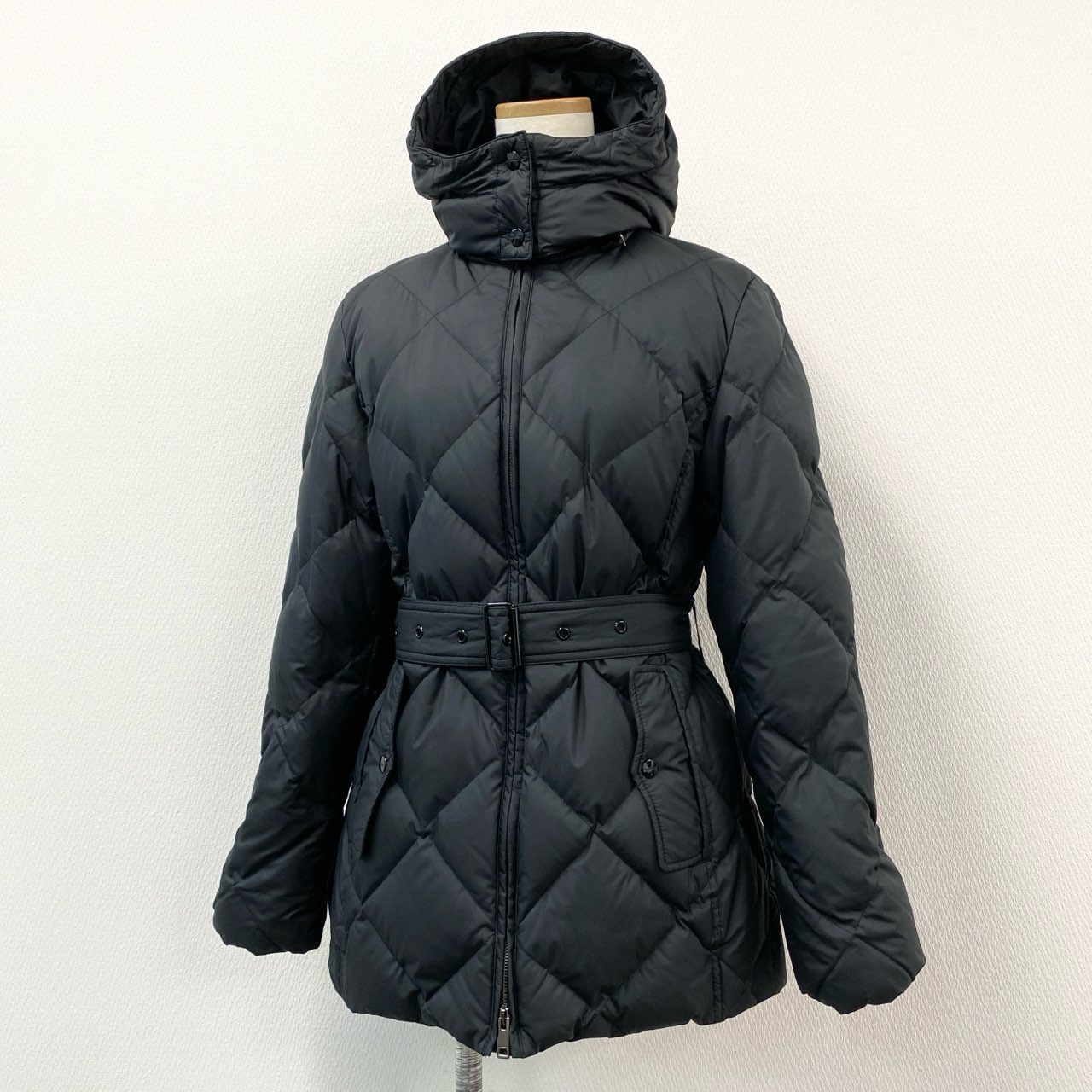 バーバリーブルーレーベル ファー付き ダウンジャケット クリーニング済 美品 クリーニング済み】BURBERRY バーバリーブルーレーベル ダウン
