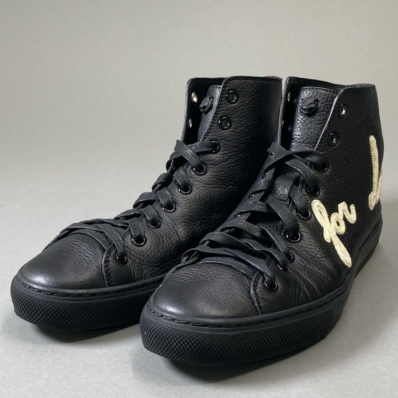GUCCI ブラック ハイカットスニーカー　レザー　革　カジュアル　23.5 GUCCI ブラック ハイカットスニーカー レザー 革 カジュアル