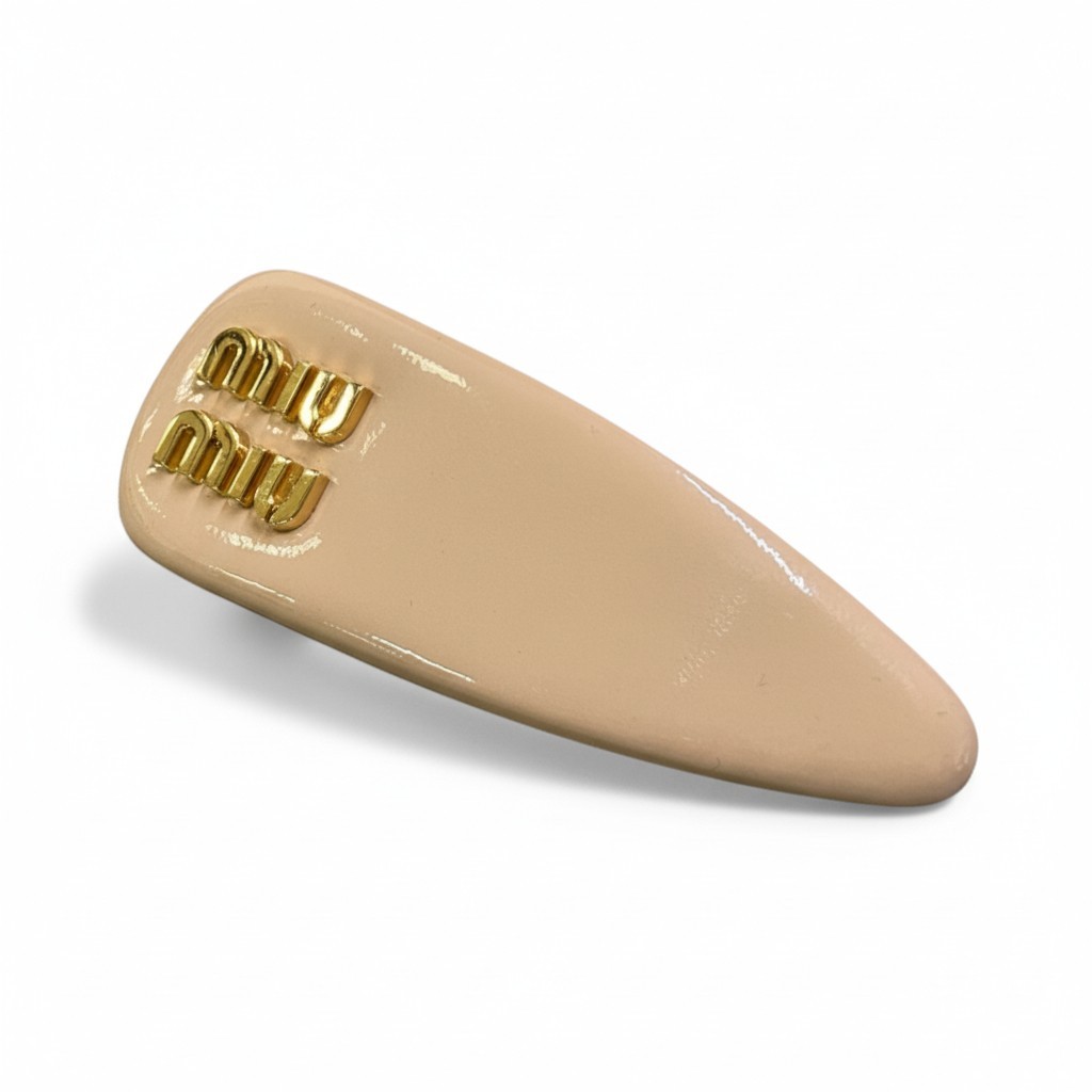 楽天市場】MIUMIU ミュウミュウ 5IF092 ロゴ ヘアクリップ バレッタ