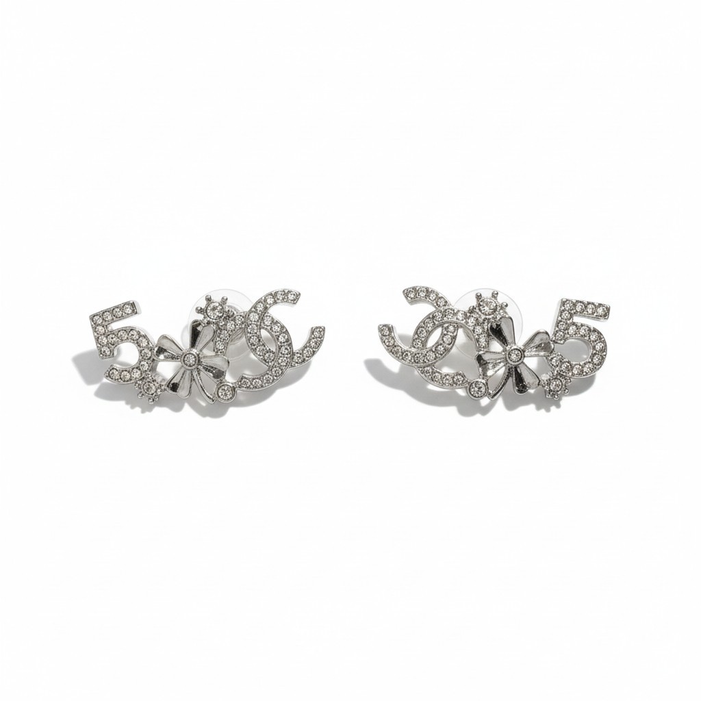 c4 CHANEL シャネル No5 B23P 2023年 ココマーク ラインストーン ピアス レディース アクセサリーta1｜バリューストック