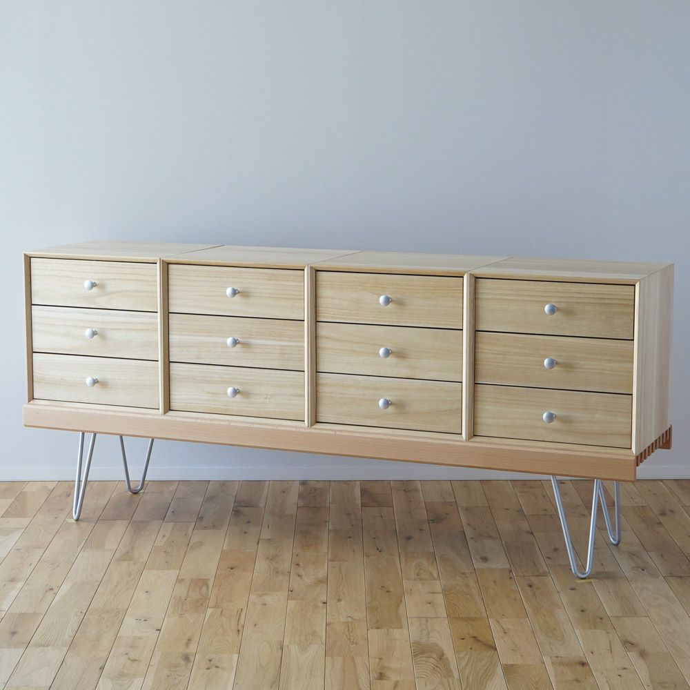CARL HANSEN \u0026 SON （長い巻き毛・ハンセン＆サン）生産物通貨価値切り換える