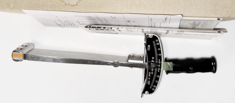 【HY】【中古】【美品】TOHNICHI 東日製造所 お皿式トルクレンチ F23N トルク価値づける活動の領域:3～23[おす すめ][貨物輸送無料(構成要素地方を除く)]