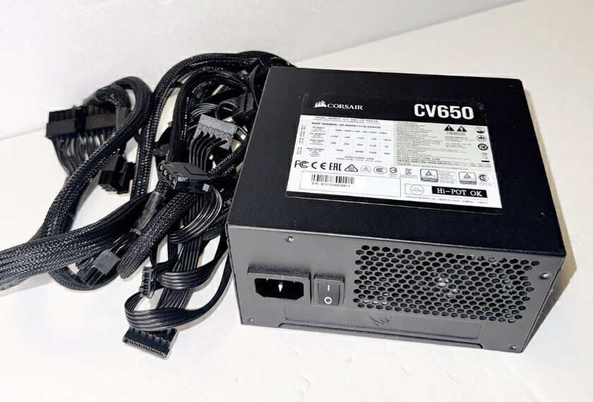 【HY】【中古】【美品】CORSAIR コルセア CV Series 電源ユニット CV650 650 Watt 80 Plus Bronze 認証 PSU CP-9020211-JP/75-004199[送料無料(一部地域を除く)]