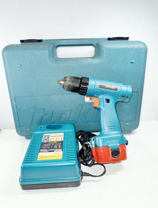 【HY】【中古】Makita マキタ 申し受ける式ドライバドリル 6222D 9.6V 乾電池付[貨物輸送無料(構成要素領域を除く)]