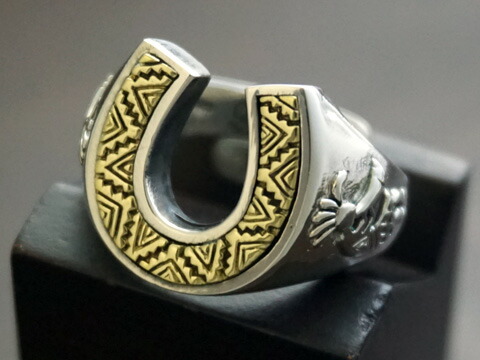 ラピスラズリ アヌビス Lapis Lazuli K18ラピスラズリピアス (NO.128360) – JEX宝石ギャラリー