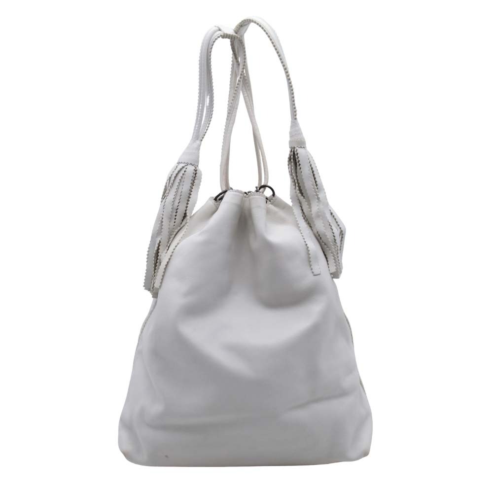 【中古】良品 BOTTEGA VENETA ボッテガヴェネタ 巾着型 ショルダーバッグ レザー フリンジ カバン 鞄 白 ホワイト オールド レディース Re：MODE ブランド古着のリモード｜Re：MODE　ブランド古着のリモード