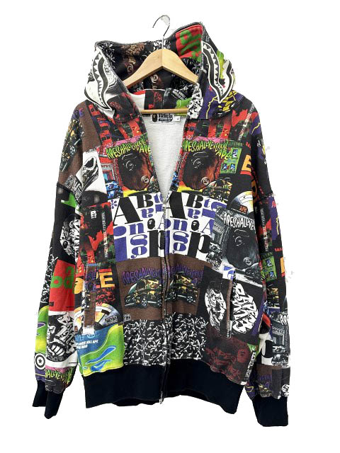 【中古】アベイシングエイプ A BATHING APE 23AW BAPE FLYER PATTERNSHARK FULL ZIP HOODIE ベイプ フライヤー 行動様式 シャーク 盛りだくさん ジップ フーディ パーカー 001ZPJ801056I XL マルチ色合い ブランド名古着ベクター 中古260427 メンズ