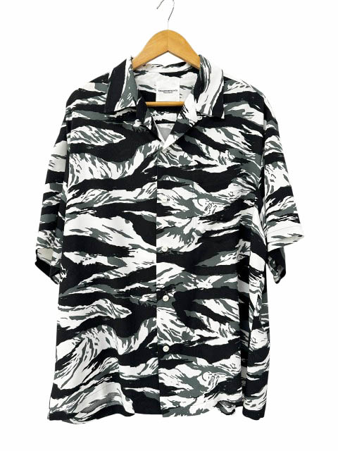 【中古】タカヒロミヤシタザソロイスト TAKAHIRO MIYASHITA The Soloist. 25SS hawaiian shirt 虎 家鴨柄 ハワイアン アロハ 半袖プルオーバー 0005bSS25 48 黒いこと 白いこと ブランド名古着ベクター 中古■260501 メンズ