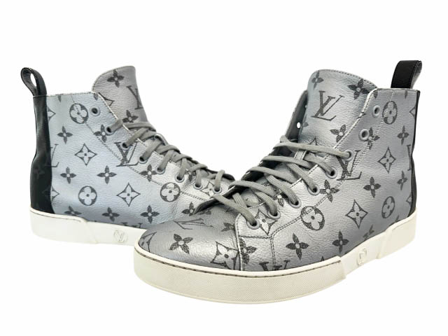 【中古】ルイヴィトン LOUIS VUITTON 18SS 擦り付け木繰り上げる 伝達ルート モノグラム 総柄 ご機嫌撥ねのける スニーカー 1A419G 7 しろがね色 黒いこと ブランド名古着ベクター 中古▲260529 メンズ