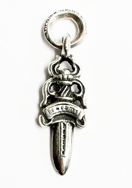 【中古】クロムハーツ CHROME HEARTS #5DAGGER ダガー 引きつける しろがね色 首飾り とっ始め 【ブランド名古着ベクター】☆AA★ ▲ 260508 メンズ レディース 【ベクター 古着】 260508