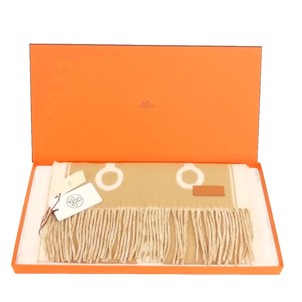 【中古】未当て嵌める品 エルメス HERMES H259157S 03 CASAQUE MORS SCARF フリンジ えり巻き 袈裟 駱駝 イヴォワール レディース 【ベクター 古着】 260427