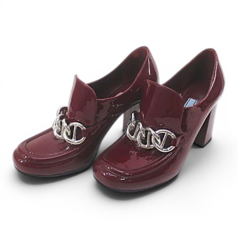 【中古】プラダ PRADA ヒールローファー しろがね色チェーン店 35 ボルドーワイン エナメル イタリア製 レディース 【ベクター 古着】 260511