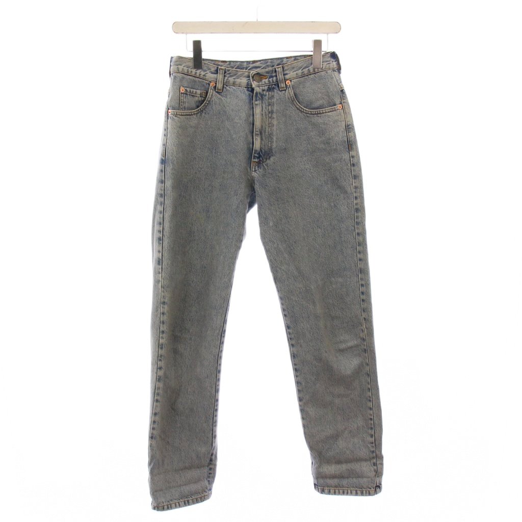 【中古】グッチ GUCCI ジーンズズボン下 デニム ジップフライ ロゴタイプ継ぎ切れ なめし革継ぎ切れ 牛皮 W30 水色 ともし火青碧 /BB メンズ 【ベクター 古着】 251212