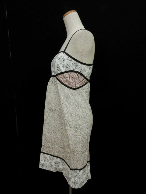 楽天市場 中古 ジルスチュアート Jill Stuart ワンピース キャミワンピ ミニ 切替 花柄 4 ベージュ Mi レディース ベクトル 古着 ブランド古着ベクトルプレミアム店 ブランド古着ベクトルプレミアム店