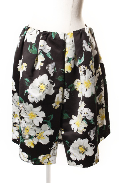 中古 チェスティ Chesty 17aw スコート フレア ひざ丈 花柄 タック 1 道中師 黒色 Y0516 レディース ベクトル 古着 中古 チェスティ Chesty 17aw スカート フレア ひざ丈 花柄 タック 1 黒 ブラック Y0516