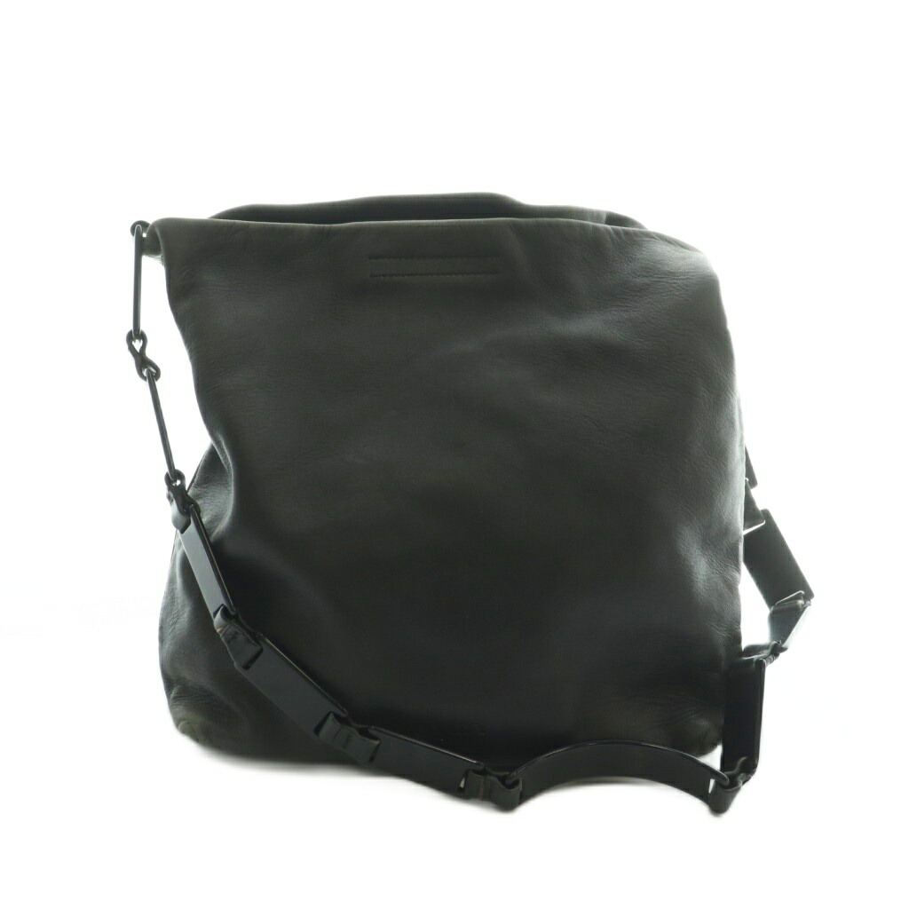 【中古】プラダ PRADA 98AW ヴィンテージ アーカイブ 可塑性物質肩部 御徒面子 なめし革 黒いこと 黒 /MI ■OH ■GY18 レディース 【ベクター 古着】 260424