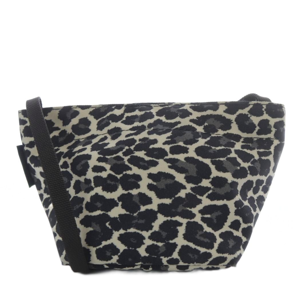 エルベシャプリエ×グリーンレーベルリラクシング ショルダーバッグ ノワール 黒 Herve Chapelier(エルベシャプリエ)＞縦長ミニポシェット新色