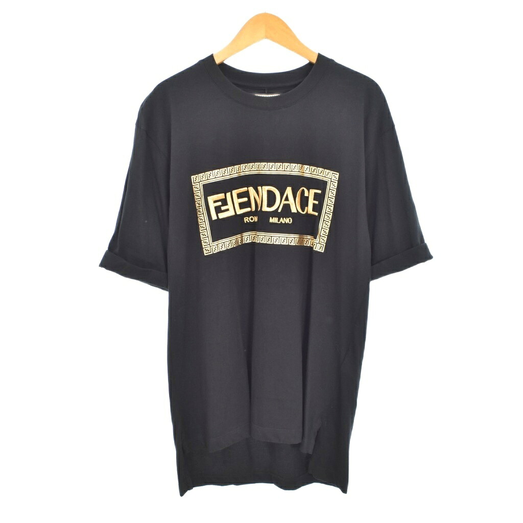 【中古】フェンディ FENDI ヴェルサーチ VERSACE 22SS フェンダーチェ FENDACE プルオーバー 半袖 メデューサ XS 黒 黒いこと FS7900 AJKL メンズ 【ベクター 古着】 260606