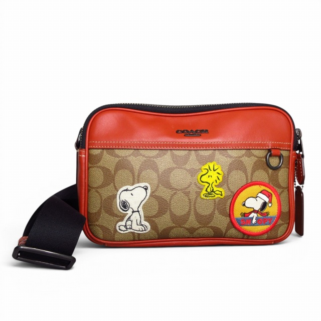 【中古】コーチ職 COACH × PEANUTS 南京豆 グラハム 差し交わす上半身 ショルダーバッグ 名書き 帆布 継ぎ切れ 赤いこと赤銅色系 k403670 レディース 【ベクター 古着】 260427