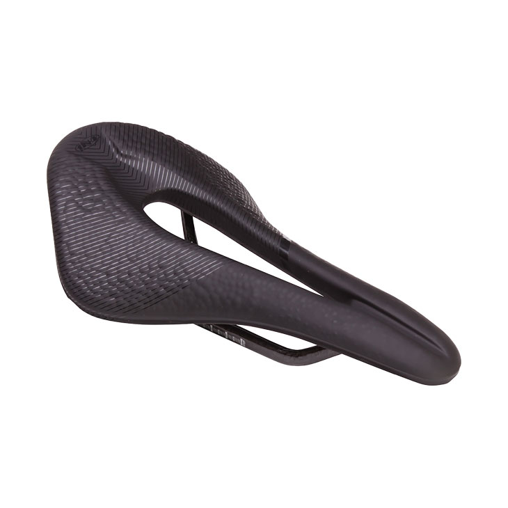 TNI ティーエヌアイ ETPU (CF軌跡) SADDLE サドル 炭素軌跡 (2634033)