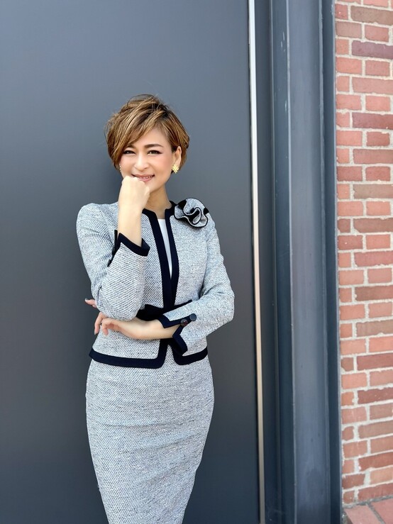 VELLA べラ 背広 雅びやか お召し上がる会 顔を合わせる 国内生み出すこと 貨物輸送無料【341-2134】日常の商行為一こまや人並み外れたな出来事にも。