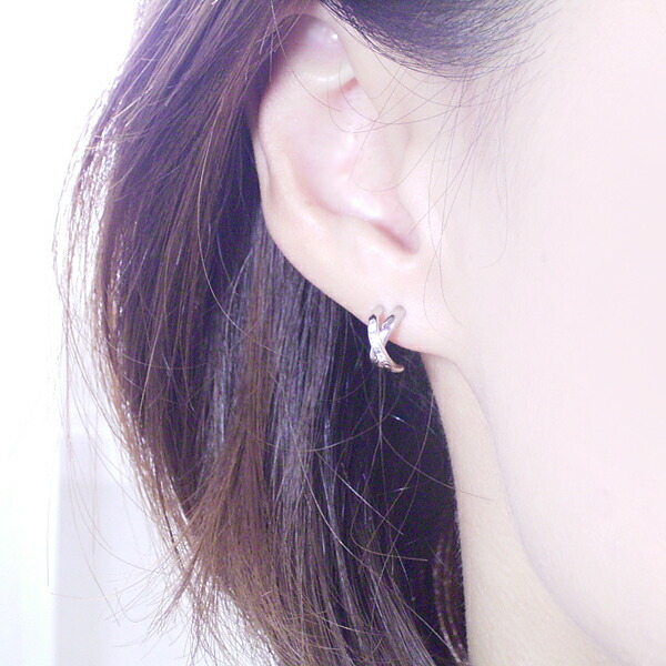 プラチナ900 天然 ダイヤモンド Kiss ピアス品番n 044 2営業日前後の発送予定 Painfreepainrelief Com