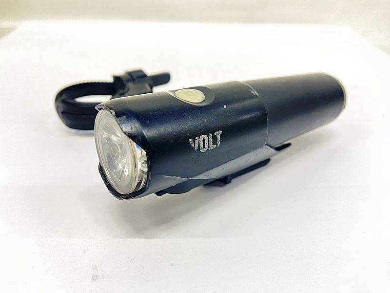 【中古】キャットアイ CATEYE ボルト VOLT700 フロントライト 点灯確認済み