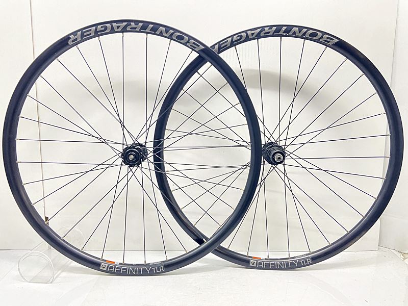【中古】ボントレガー BONTRAGER アフィニティ AFFINITY TLR ホイールセット シマノフリー 11速 DISC チューブレスレディ アルミ