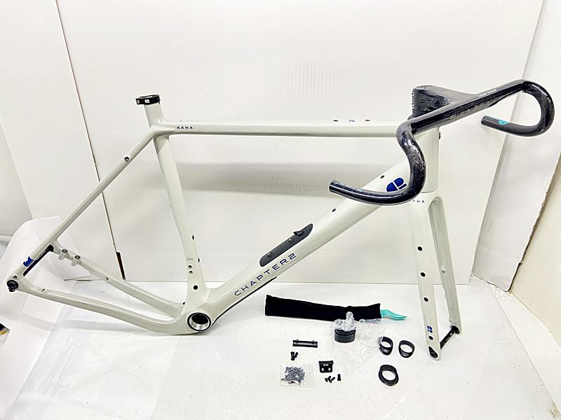 【中古】チャプターツー CHAPTER2 カハ KAHA グラベルロード ひな形書き割り 2023年 M大きさ 炭素 GREY+BLUE (KAPUA)