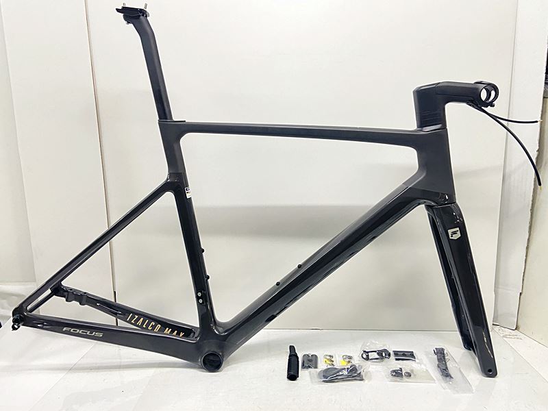 【中古】超美品 フォーカス FOCUS イザルコマックス IZALCO MAX ロード フレームセット 2024年 L(56)サイズ カーボン ブラック|ベリーグッドストア