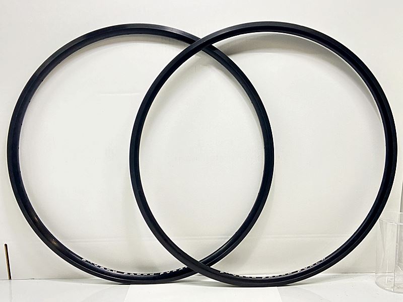 【中古】Above bike store ウィキッドホイールワークス Wicked Wheel Works リム2本書き割り リム打ち切り クリンチャー 軽銀【引き下げ】
